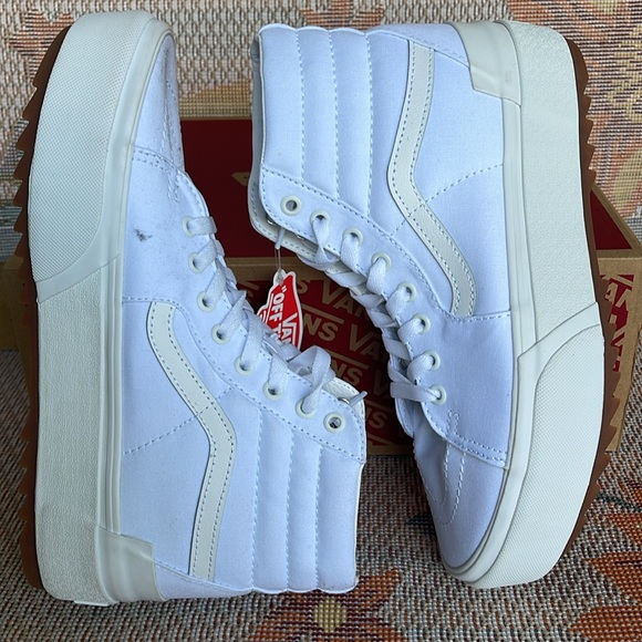 Vans Men’s Sk8-Hi Stacked (Canvas) True White
VN0A4BTWL5R Platforms Sneakers - Picture 15 of 16